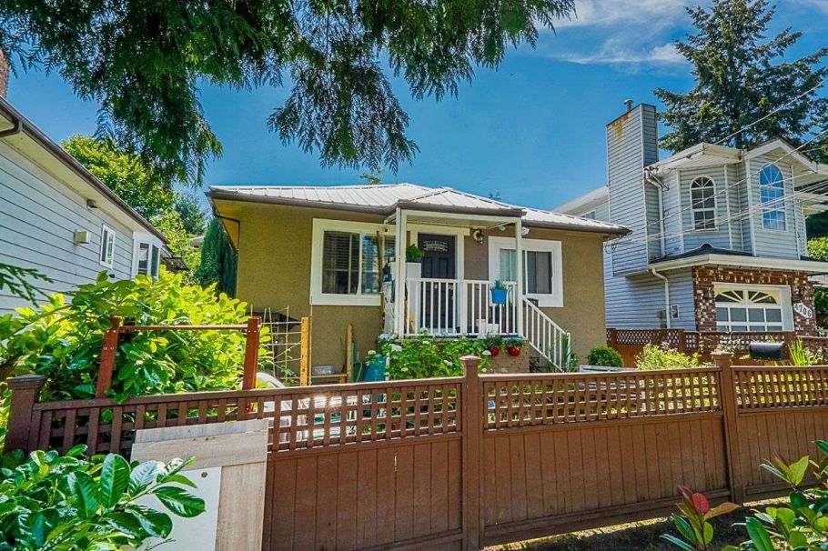 4702 Clarendon Street Vancouver, BC - 1
