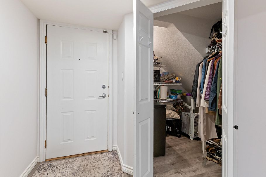 102 1055 W 13th Avenue Vancouver, BC - 22