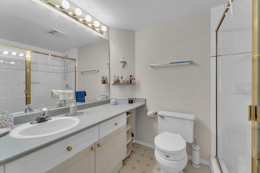 314 128 W 8th Street North Vancouver, BC - 10