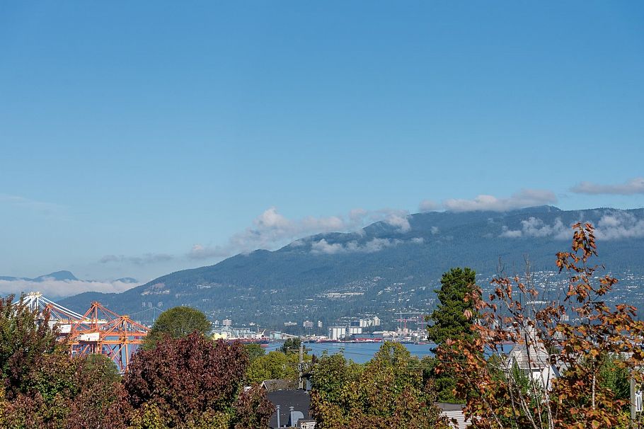 L2 2556 E Hastings Street Vancouver, BC - 19