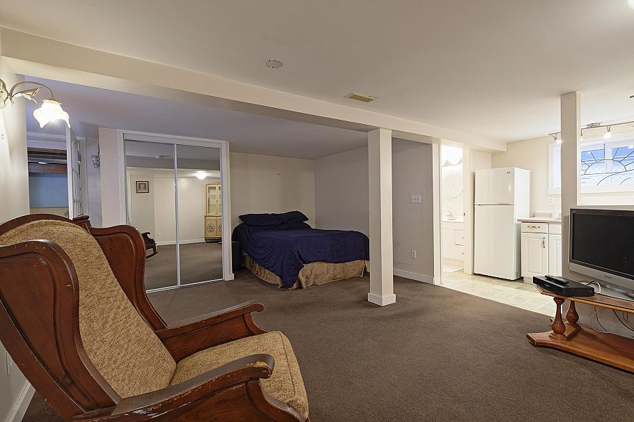 2546 Eton Street Vancouver, BC - 20