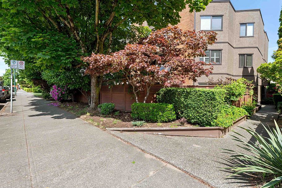 102 1055 W 13th Avenue Vancouver, BC - 26