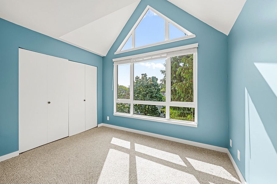 122 Lakewood Drive Vancouver, BC - 15