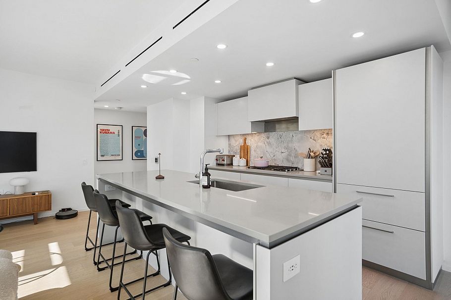 902 889 Pacific Street Vancouver, BC - 10