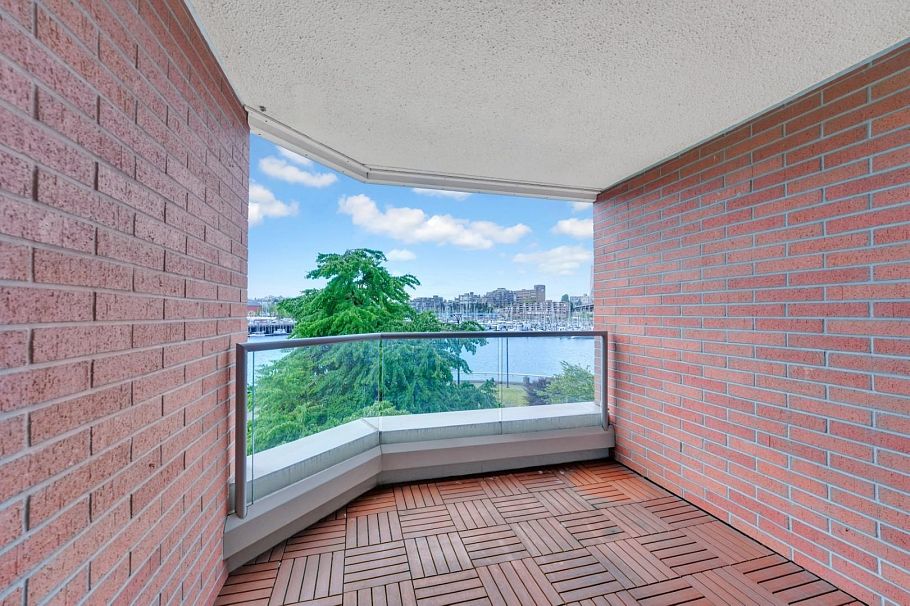 203 1675 Hornby Street Vancouver, BC - 25