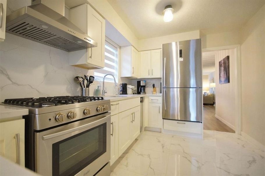 2179 E 29th Avenue Vancouver, BC - 24