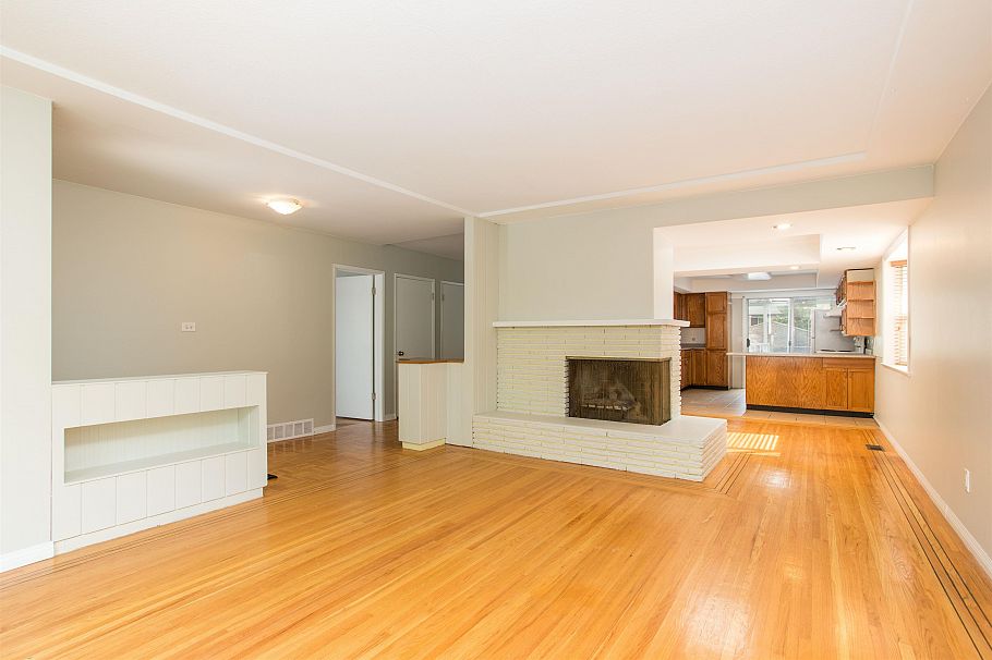 2536 E 29th Avenue Vancouver, BC - 7