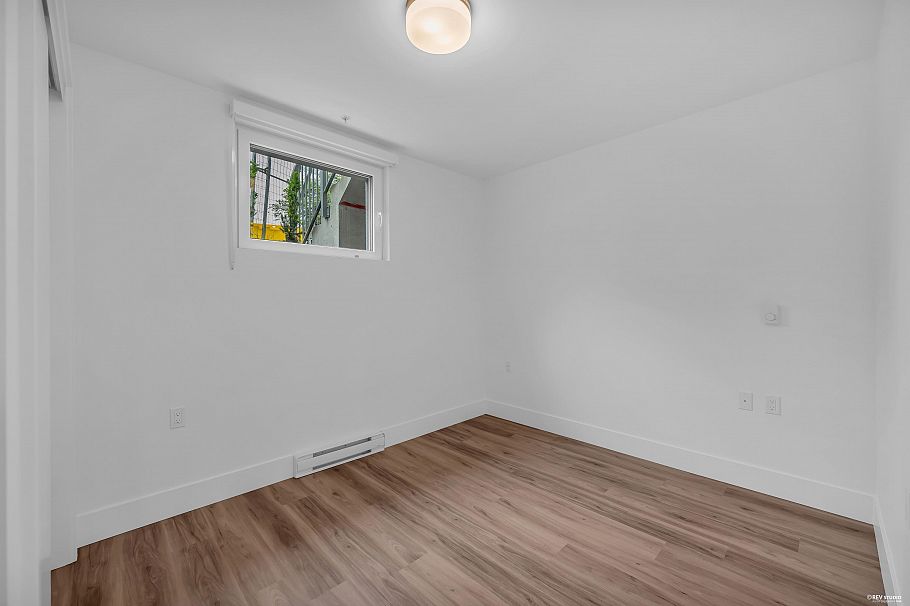1726 Templeton Drive Vancouver, BC - 13