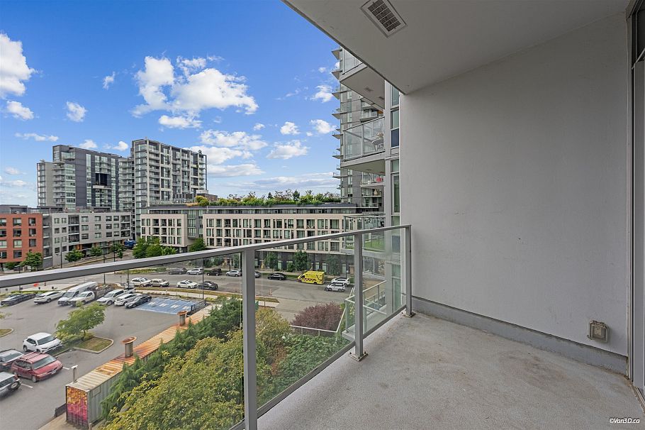 615 3557 Sawmill Crescent Vancouver, BC - 4
