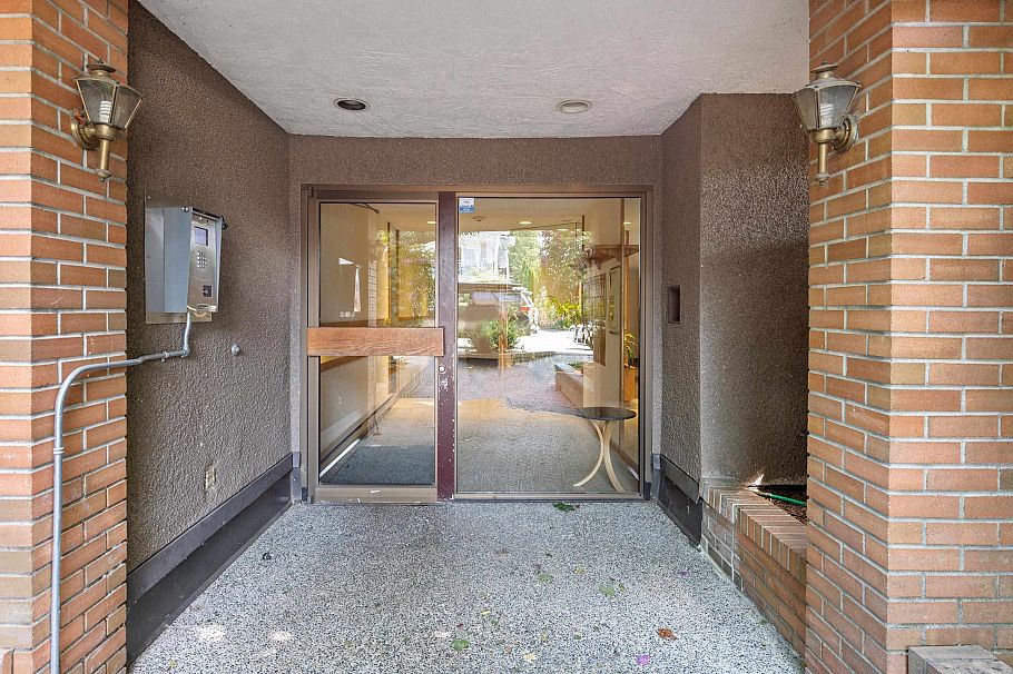 102 1055 W 13th Avenue Vancouver, BC - 29