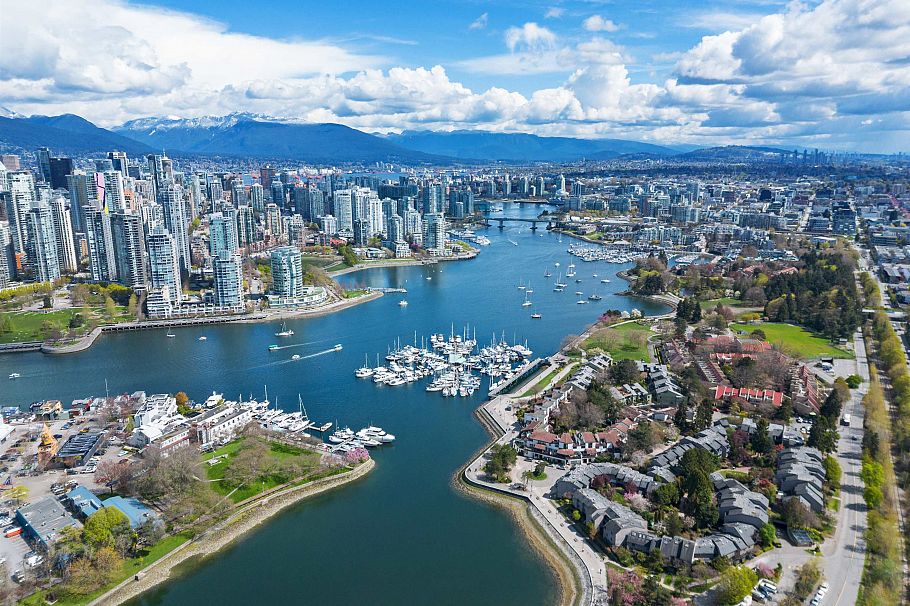 3 1355 W 4th Avenue Vancouver, BC - 21