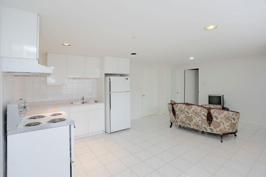 6333 Butler Street Vancouver, BC - 20