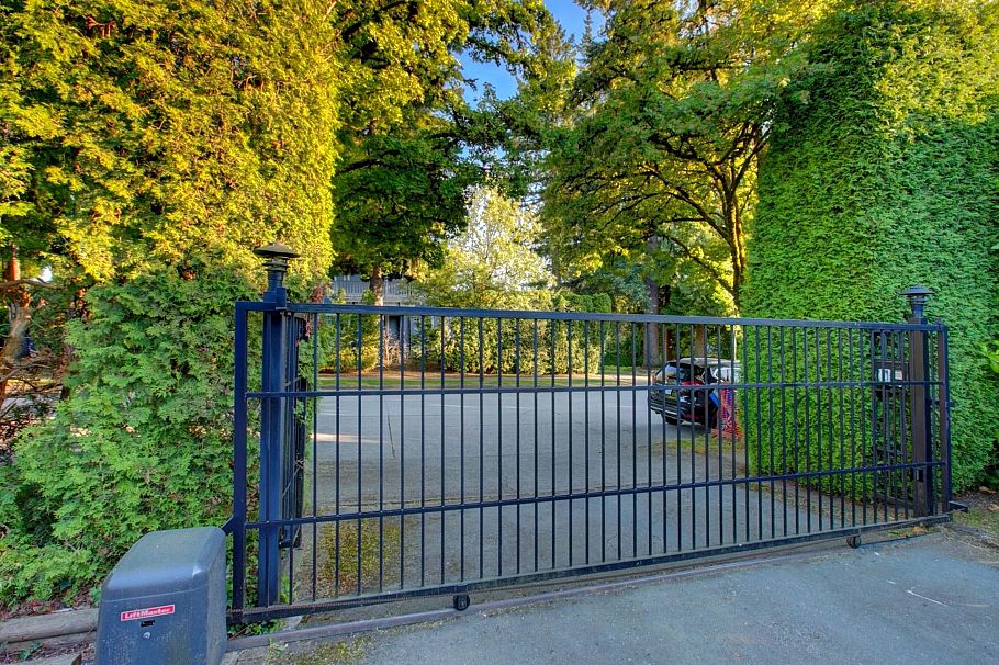 5275 Granville Street Vancouver, BC - 17