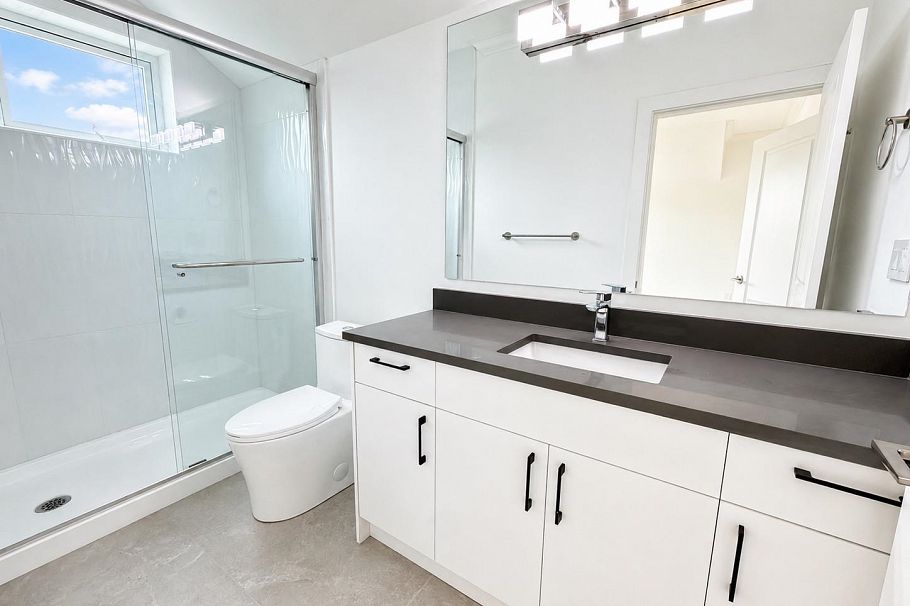 1427 E 27th Avenue Vancouver, BC - 16