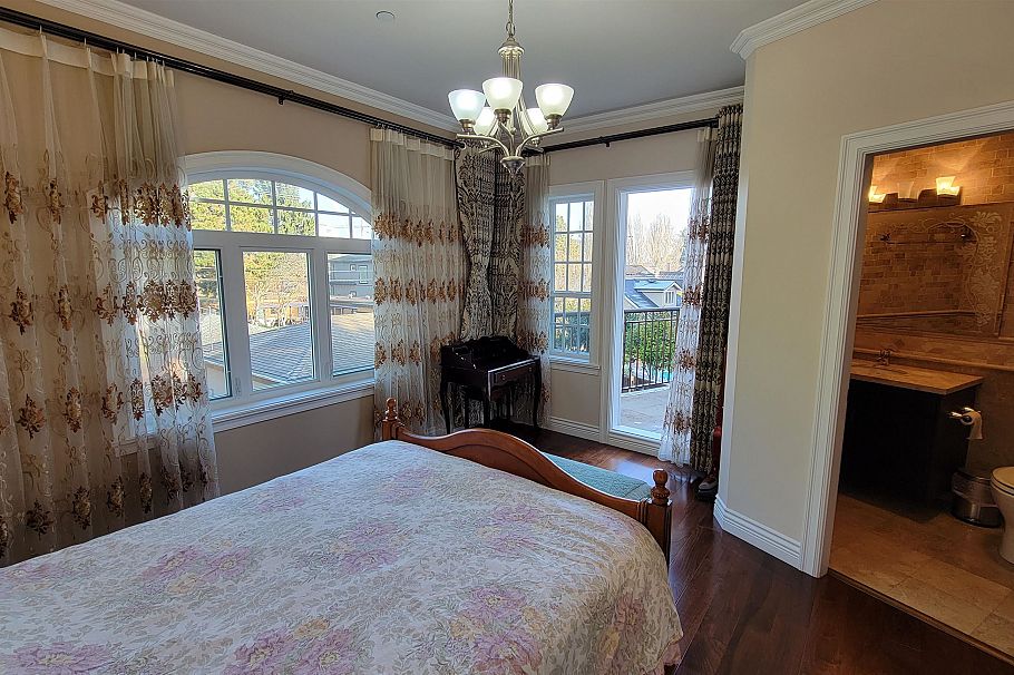 729 W 47th Avenue Vancouver, BC - 18
