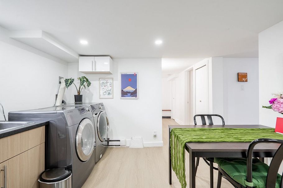 1617 E 36th Avenue Vancouver, BC - 21