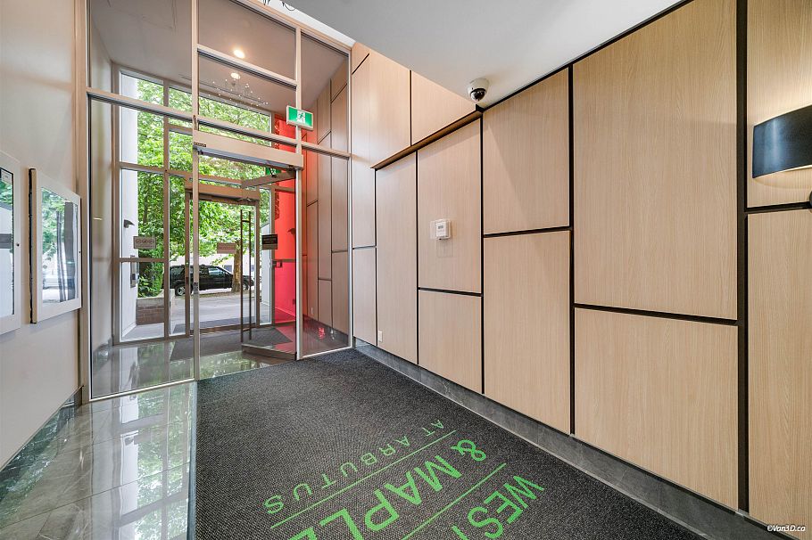 704 2565 Maple Street Vancouver, BC - 4