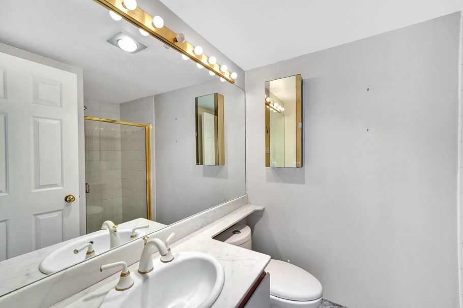 203 1675 Hornby Street Vancouver, BC - 21