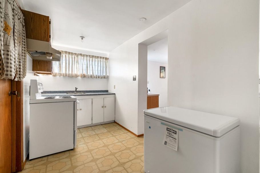 6758 Killarney Street Vancouver, BC - 21