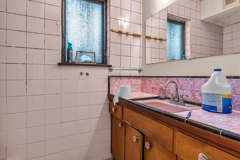 409 E 63rd Avenue Vancouver, BC - 14