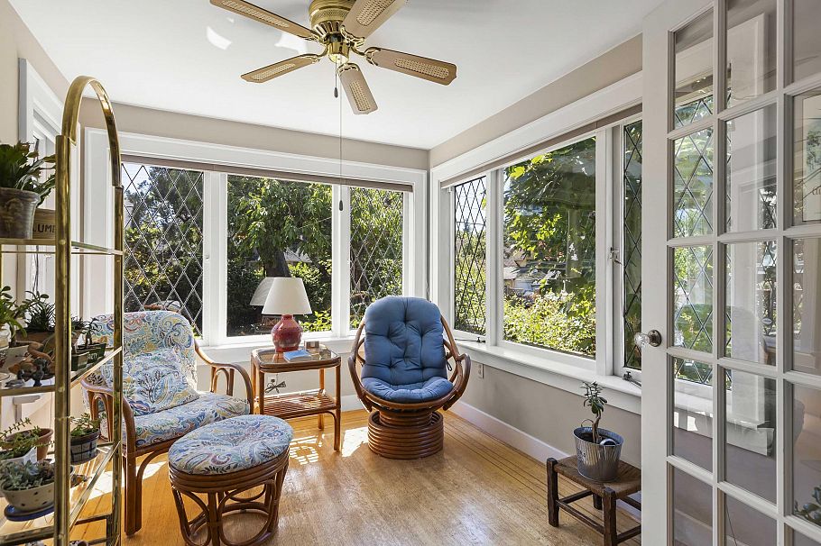 4234 W 9th Avenue Vancouver, BC - 10