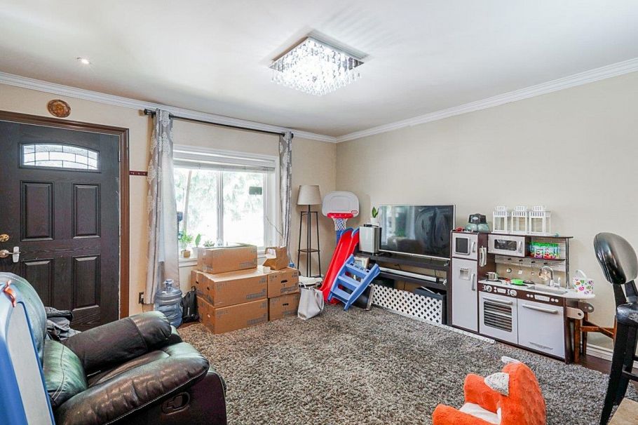 4702 Clarendon Street Vancouver, BC - 5