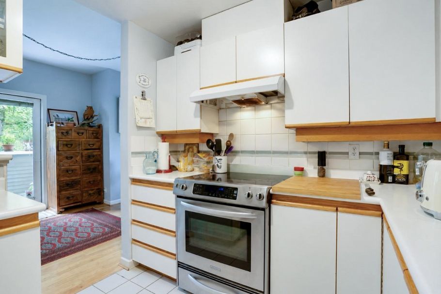 1903 W 14th Avenue Vancouver, BC - 19