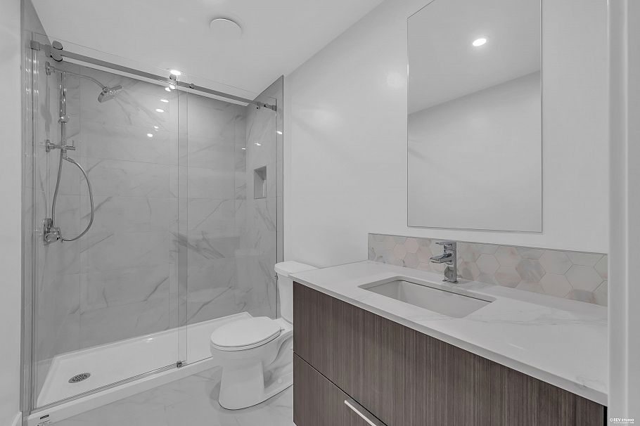 1726 Templeton Drive Vancouver, BC - 7
