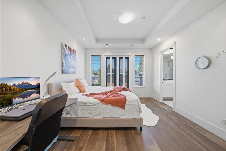 3123 E 7th Avenue Vancouver, BC - 17
