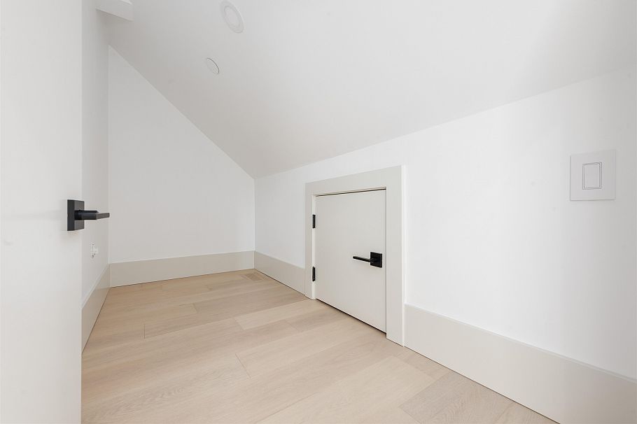 1 375 E 33rd Avenue Vancouver, BC - 29