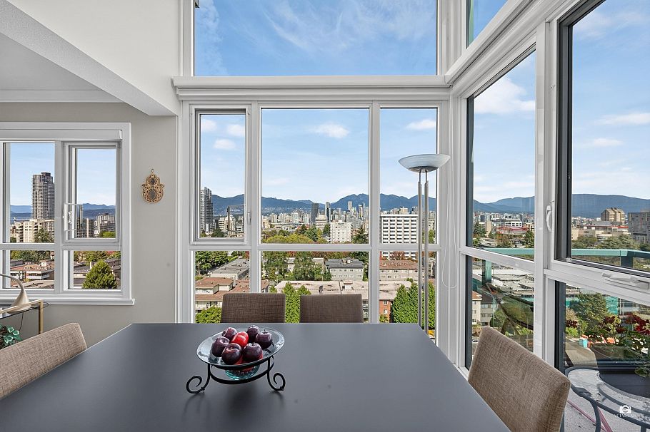 PH2A 2988 W Alder St Vancouver, BC - 6