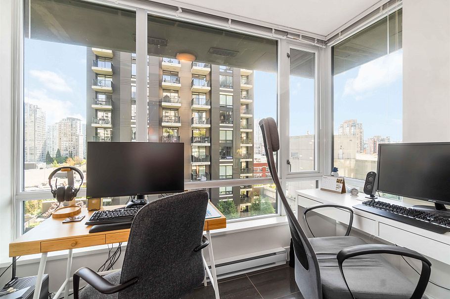 813 1088 Richards Street Vancouver, BC - 17