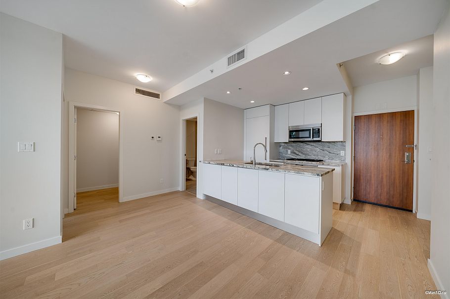 704 2565 Maple Street Vancouver, BC - 13