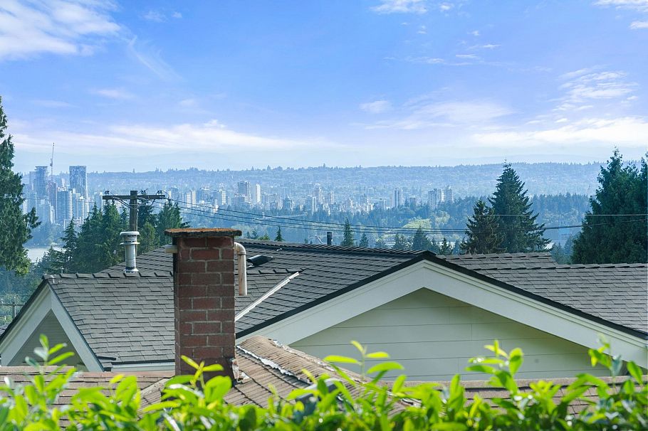 3920 Delbrook Avenue North Vancouver, BC - 5