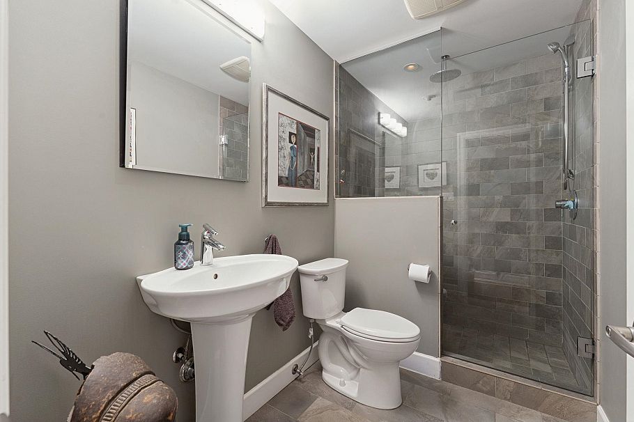 1283 Pinewood Crescent North Vancouver, BC - 23