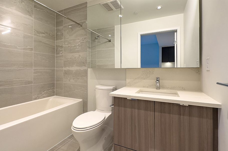 1406 3430 E Kent Avenue South Vancouver, BC - 18
