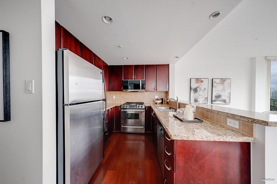 804 1428 W 6th Avenue Vancouver, BC - 14