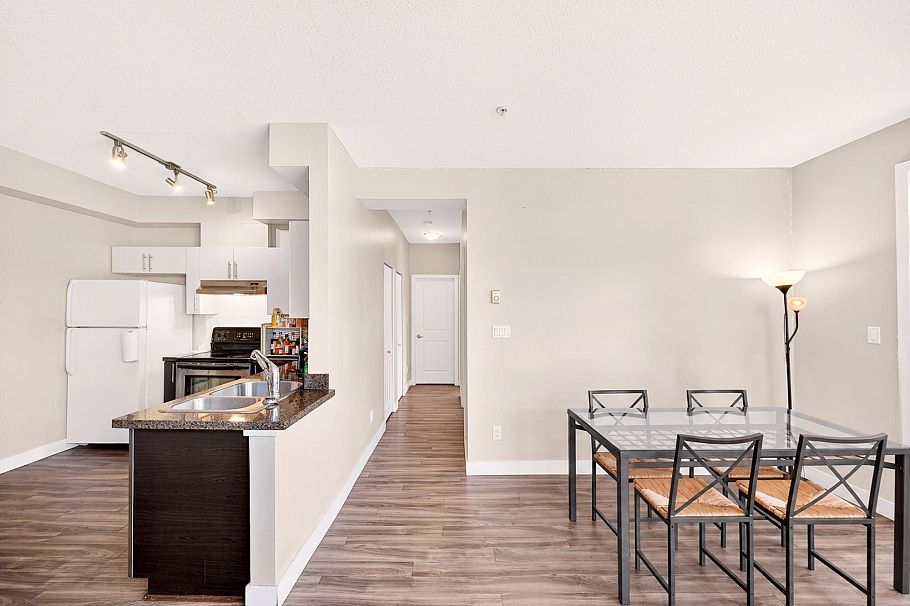 109 5692 Kings Road Vancouver, BC - 4