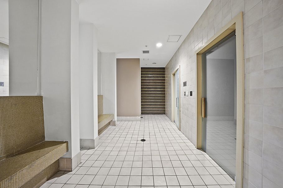 301 1055 Richards Street Vancouver, BC - 26