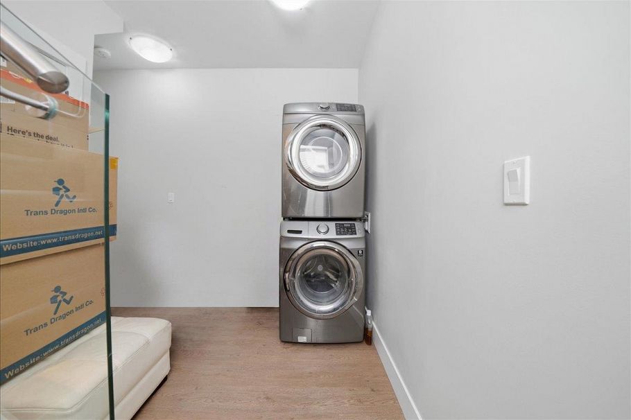 3123 E 7th Avenue Vancouver, BC - 23