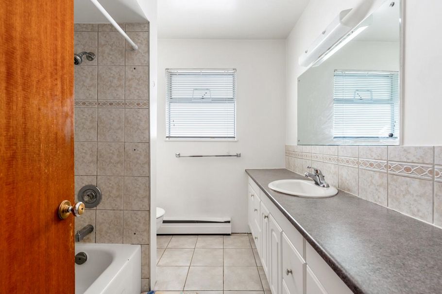 6758 Killarney Street Vancouver, BC - 16