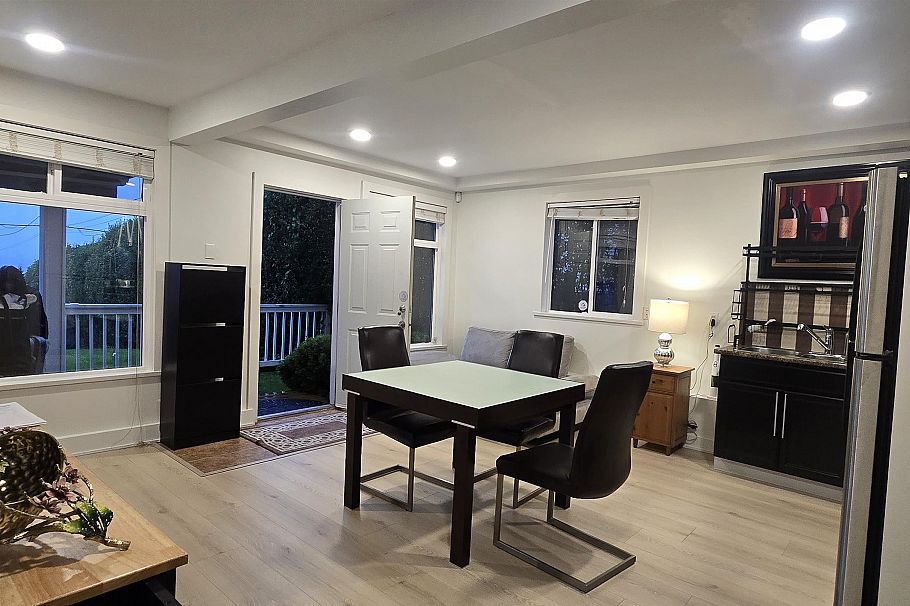 851 CALVERHALL ST STREET, North Vancouver BC V7L 1X8 North Vancouver, BC - 13