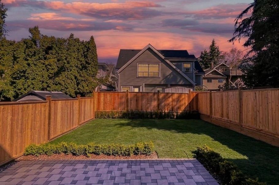 2373 W 7th Street Vancouver, BC - 3