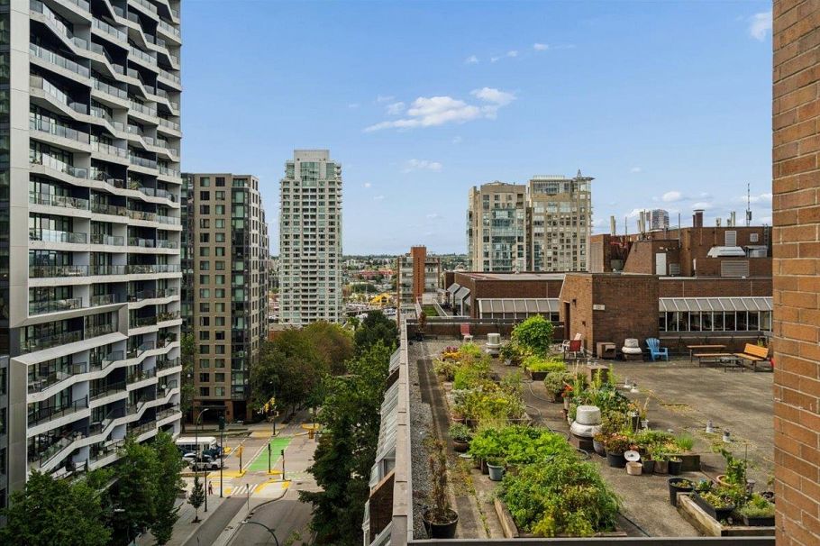 720 1333 Hornby Street Vancouver, BC - 24