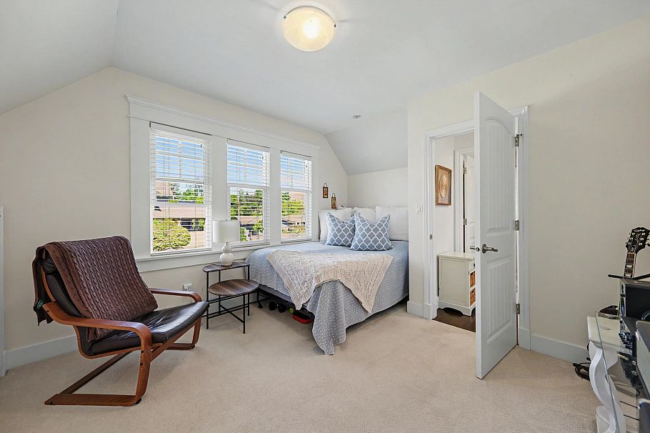 952 Grand Boulevard North Vancouver, BC - 24
