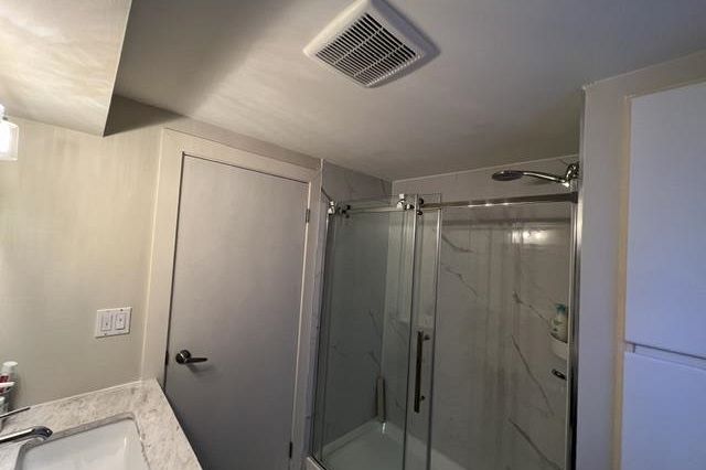 2179 E 29th Avenue Vancouver, BC - 11