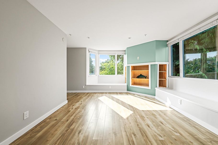 122 Lakewood Drive Vancouver, BC - 4