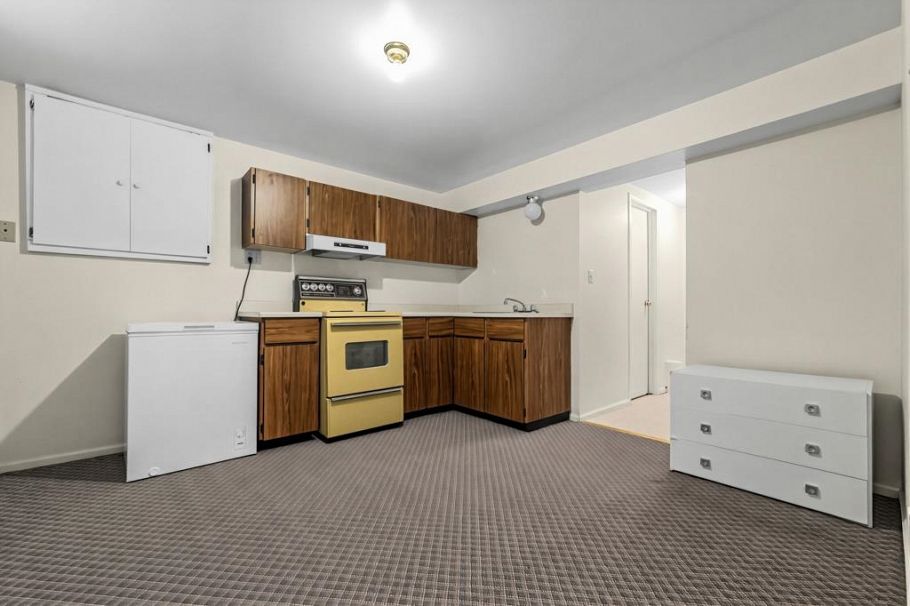 8080 Columbia Street Vancouver, BC - 32