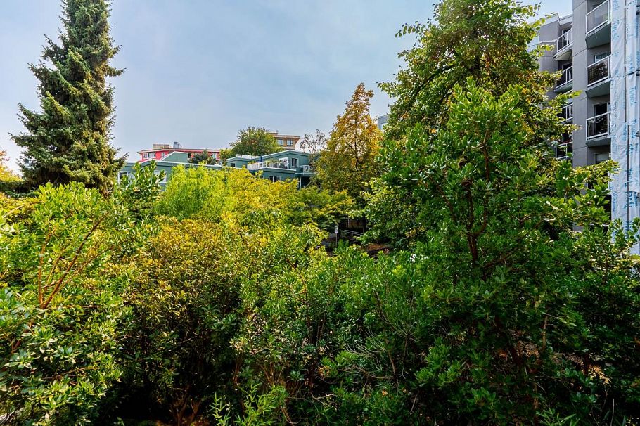 303 1510 W 1st Avenue Vancouver, BC - 25