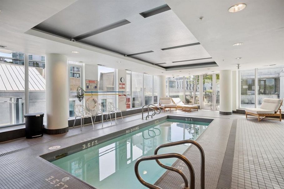 206 1477 W Pender Street Vancouver, BC - 11